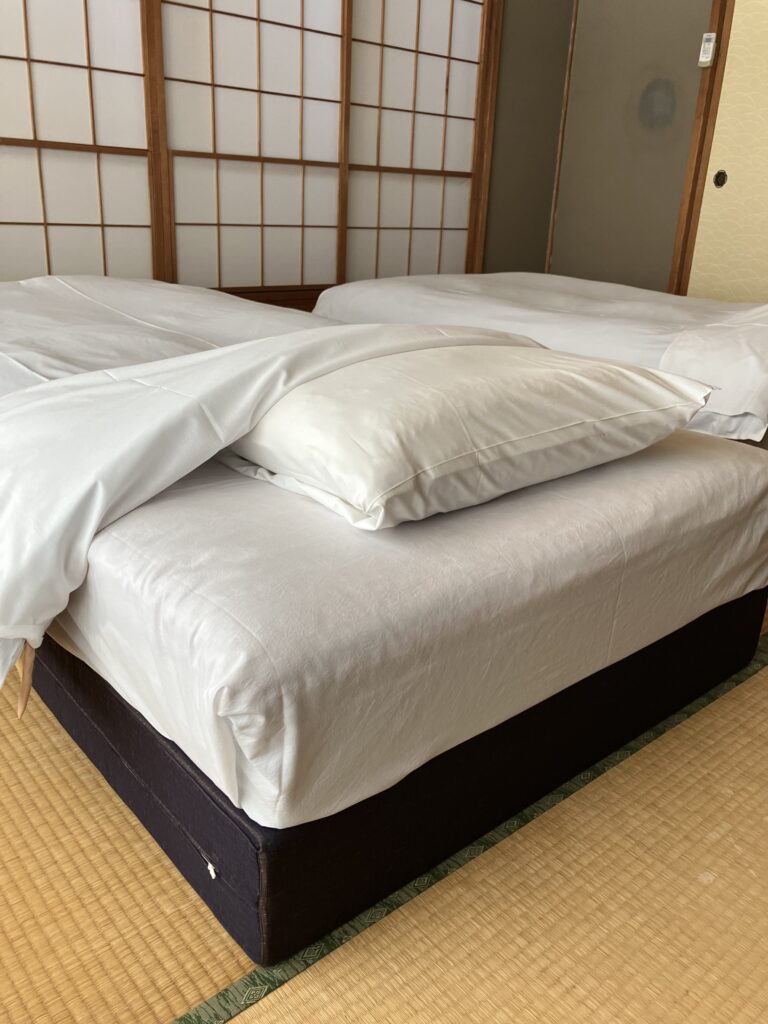 ホテルさわや様に和洋室用マットレスを納品いたしました。